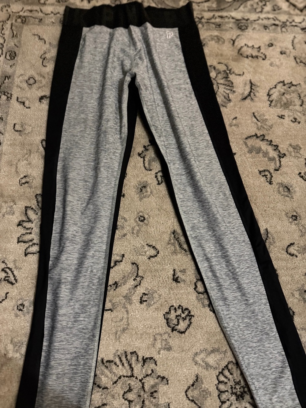 Victoria Secret Size Medium Leggings